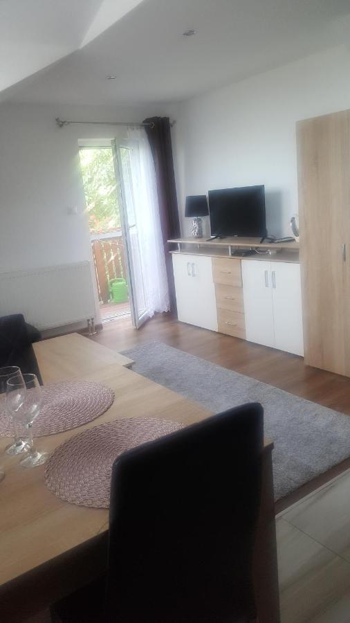 Apartman Zlata Rybka Podhájska Eksteriør bilde