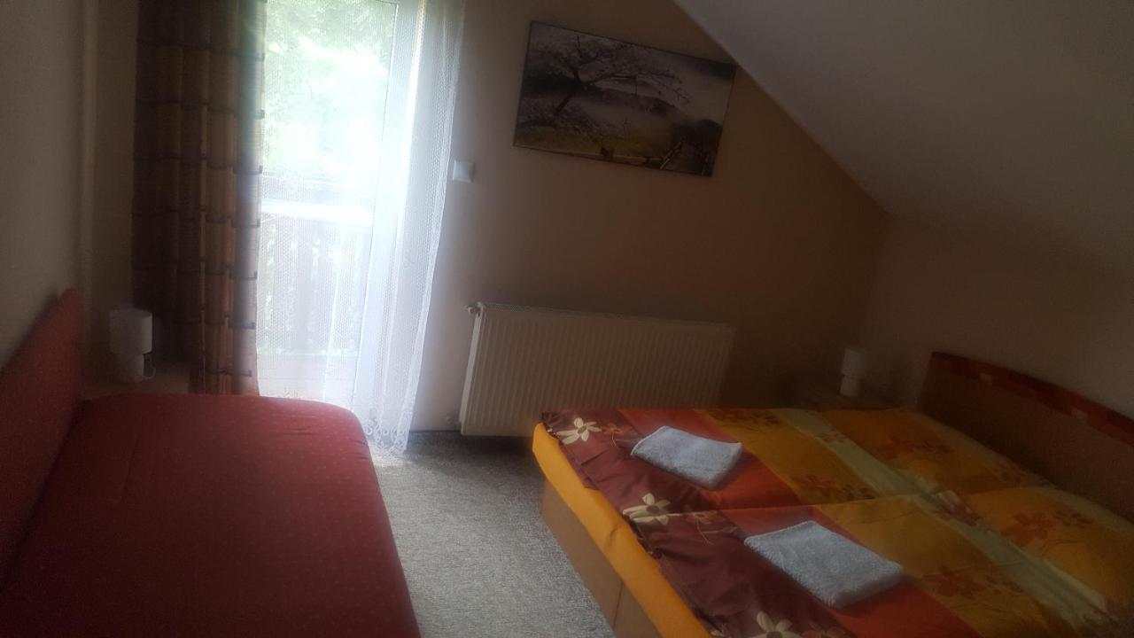 Apartman Zlata Rybka Podhájska Eksteriør bilde