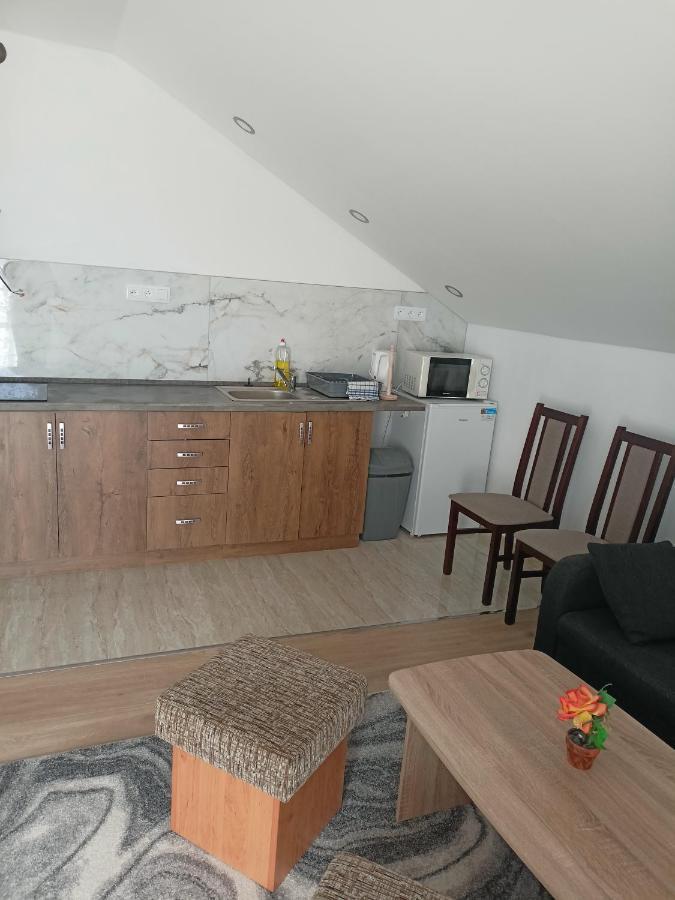 Apartman Zlata Rybka Podhájska Eksteriør bilde